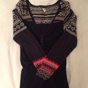 Cute patterned We the Free top.